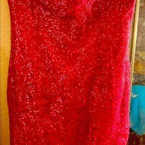 FINAL DISCOUNT ON Sexy Red Dress price to sell ..